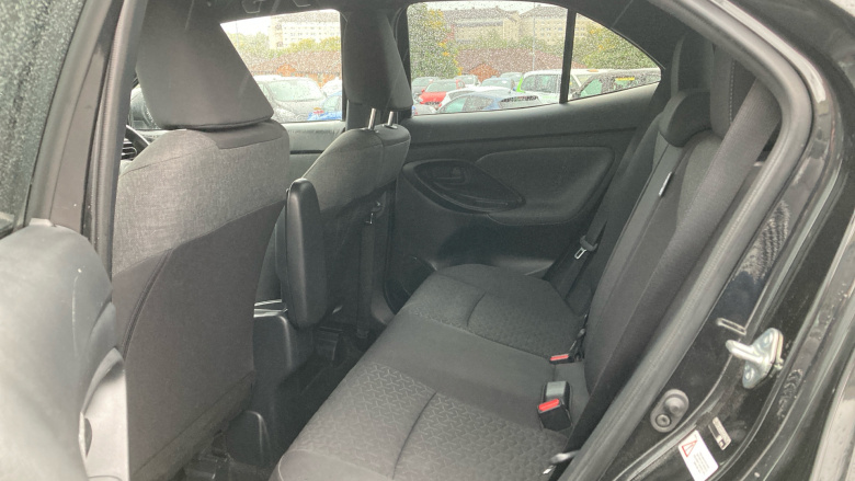 Toyota Yaris Cross 1.5 Hybrid Design 5dr CVT Hybrid Estate